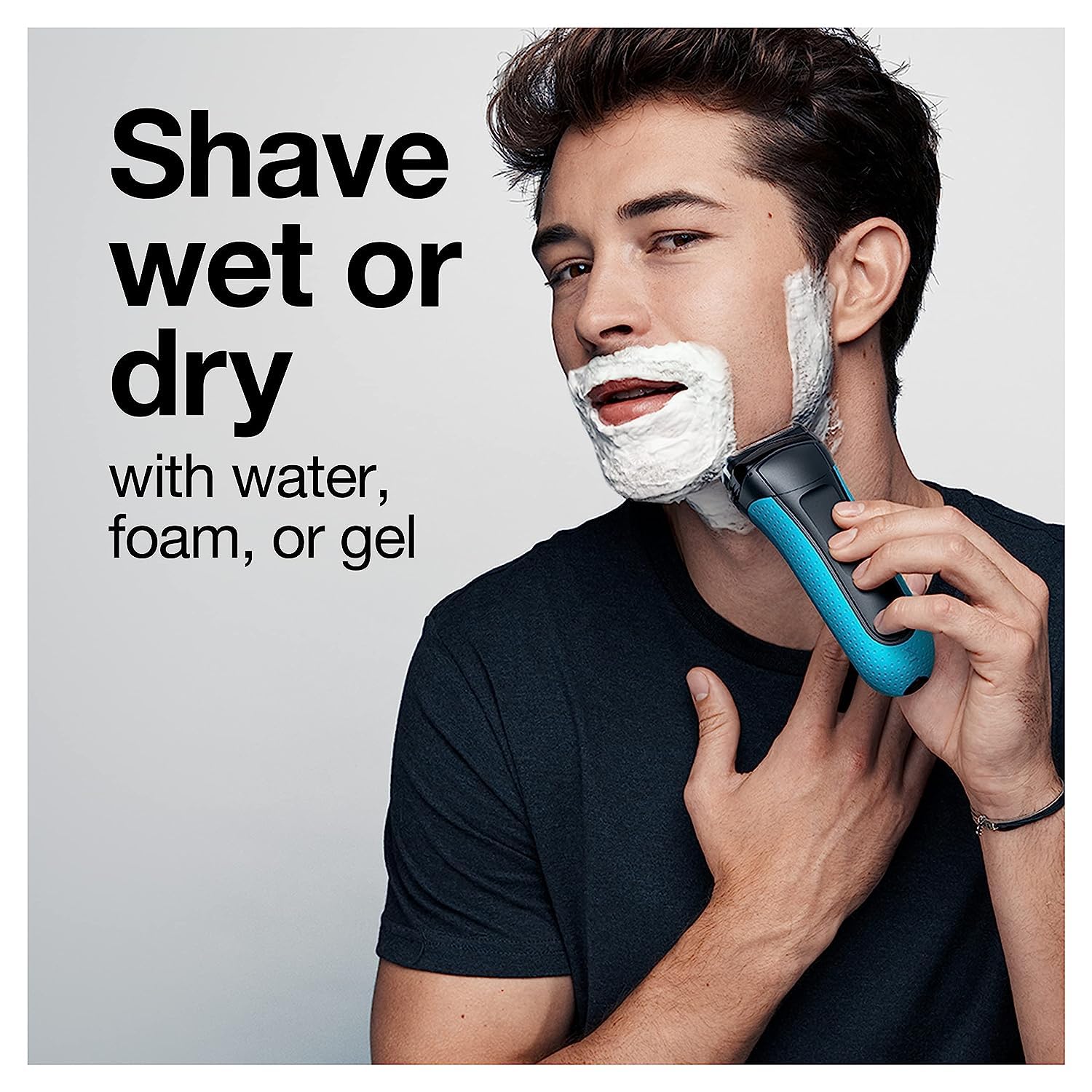 Braun Electric Series 3 Razor with Precision Trimmer, Rechargeable, Wet & Dry Foil Shaver for Men, 45 Minute Runtime, MicroComb and Long Hair Trimmer, Protects Skin from Nicks & Cuts, 4 Piece - Image 5